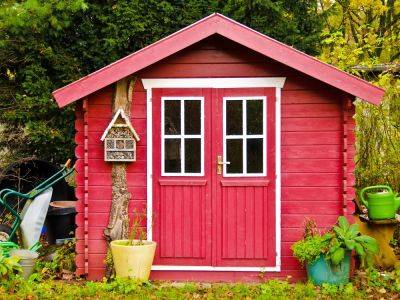 15 Things You Need to Stop Storing In Your Shed – Expert Advice - gardeningknowhow.com
