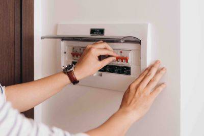 How and when to replace your fuse box - growingfamily.co.uk - Britain