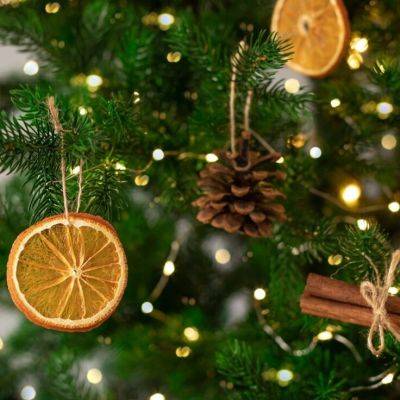 Creating Festive Magic: Crafting Your Own Christmas Decoration - gardencentreguide.co.uk