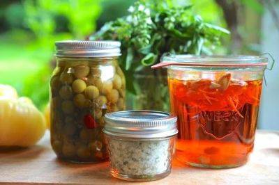 Herb salts and vinegars: preserving tips with gayla trail - awaytogarden.com
