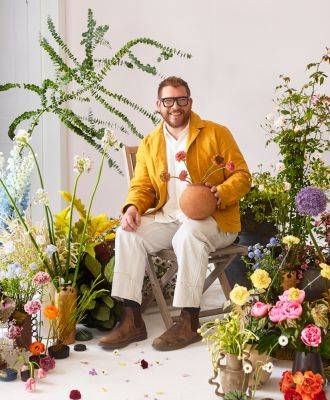 Terrain Designer Matthew Muscarella Shares His Secrets for Unforgettable Floral Arrangements - bhg.com