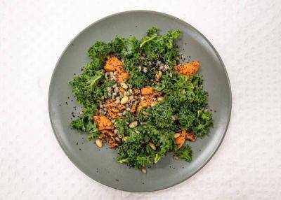 Is This the Ultimate Superfood Space Salad? - theunconventionalgardener.com - Britain - Australia