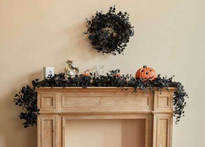 15 Budget-Friendly Halloween-Themed Garlands for Your Home - thespruce.com
