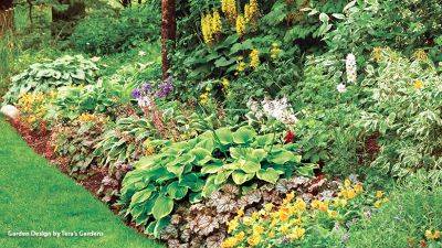 Showy Shade Garden Ideas - gardengatemagazine.com
