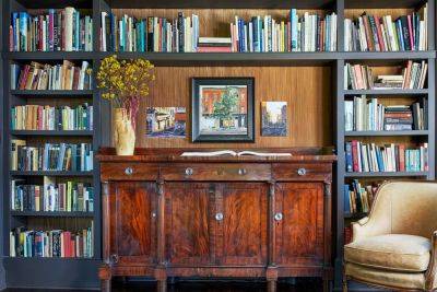 Traditional Decor Is In—and Bookshelf Wealth Gives It an Eclectic Spin - bhg.com