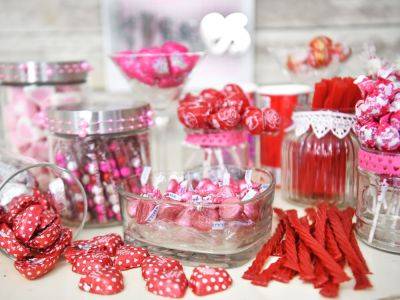 This Viral Candy Salad Is The Perfect Valentine's Day Centerpiece - bhg.com